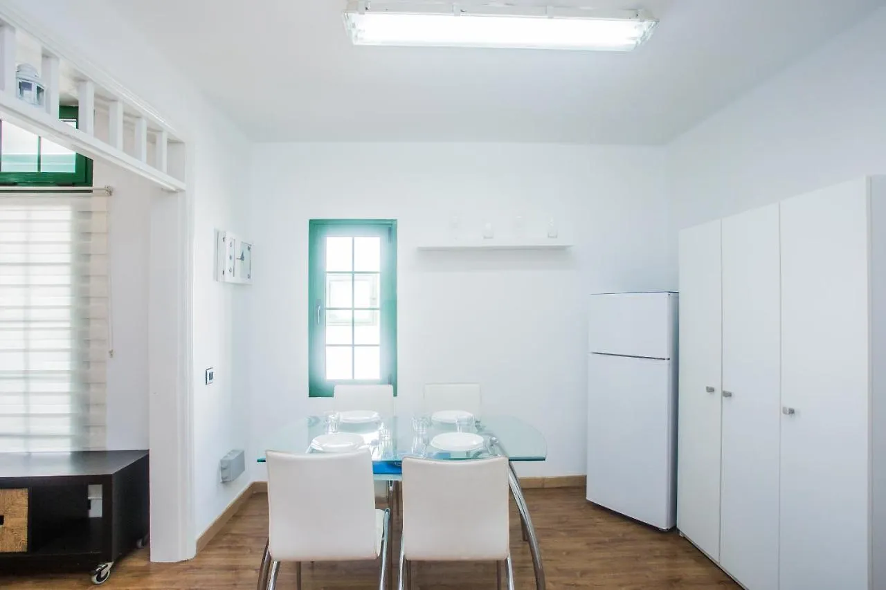 Apartamentos Haria En Puerto Del Carmen Tías