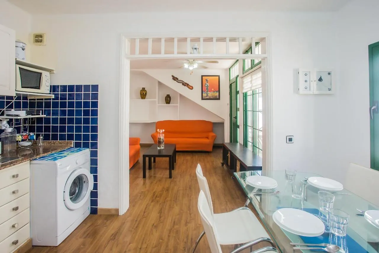 Apartmán Apartamentos Haria En Puerto Del Carmen Tías