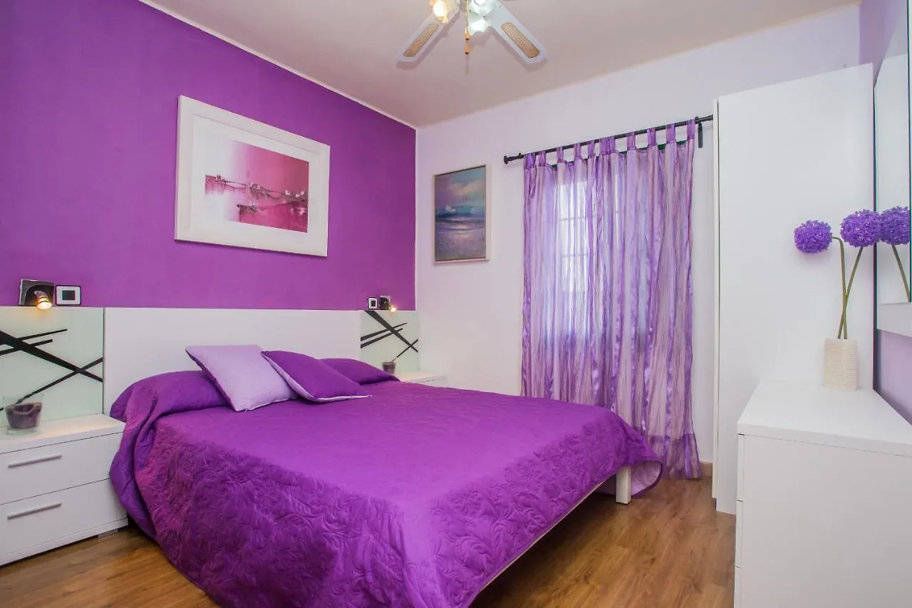 Apartamentos Haria En Puerto Del Carmen Tias